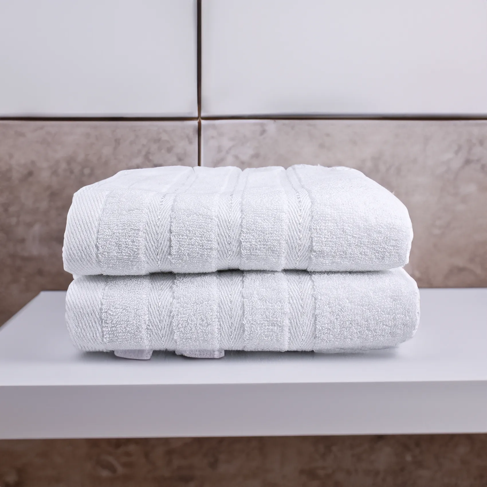 Toalla Medio baño blanca - Hokins 1 Toalla Medio Baño 2 piezas 100% Algodón 70x140 - Imagen 1